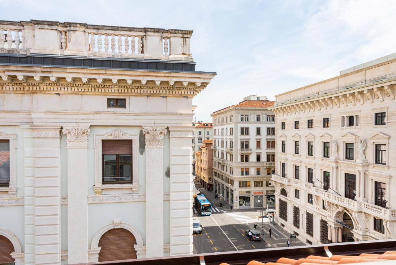 Domo Premium Apartments - Trieste Mazzini Buitenkant foto